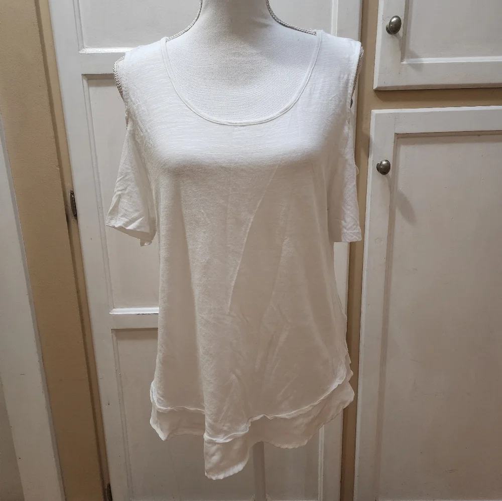 SOHO Women's Cold Shoulder Lightweight Tunic - Picture 2 of 10